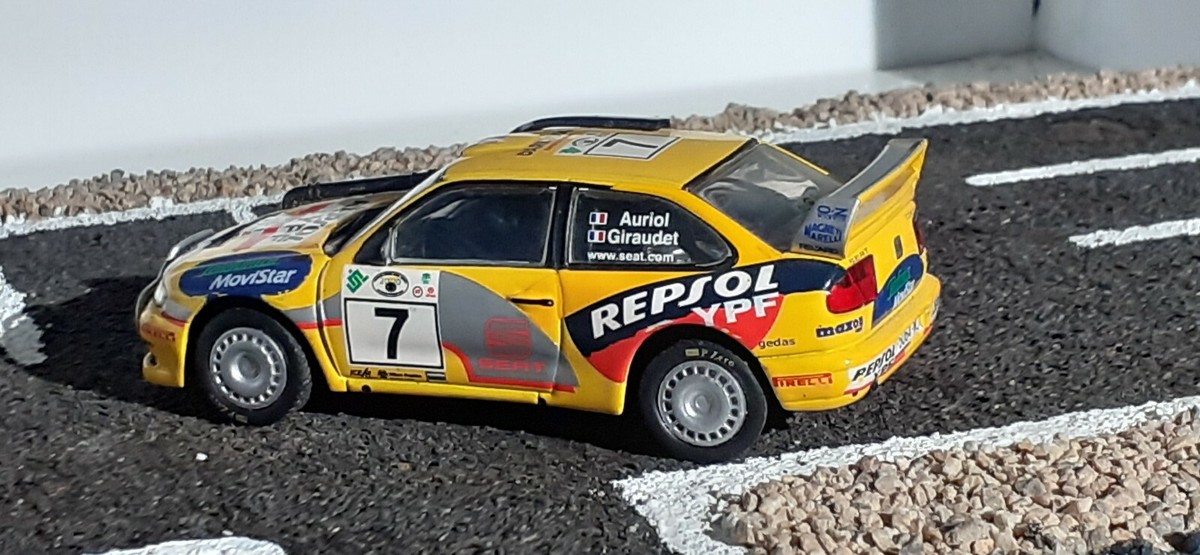 Miniature 1/43 Seat Cordoba WRC Safari Rally 2000 - Auriol, Jaune, Métal, Collection