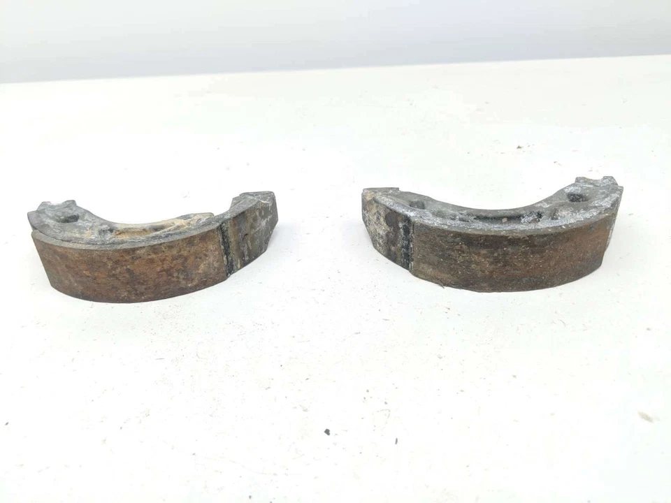 05 Yamaha Zuma YW50 Drum Brake Pads - Image 2 of 4