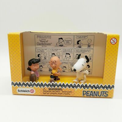 Schleich PEANUTS CLASSIC Football SCENERY Snoopy, Charlie Brown