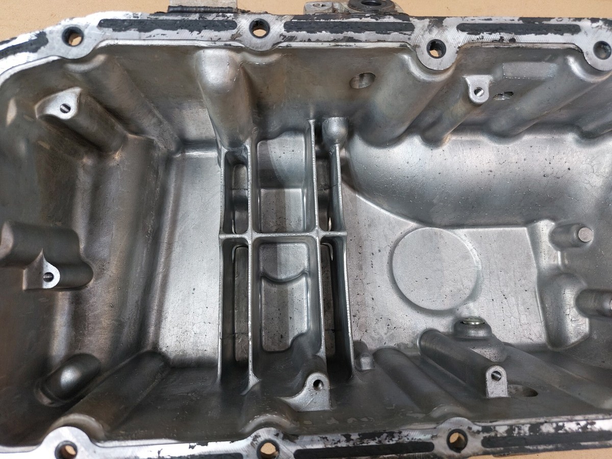 Alfa Romeo 159 Brera Spider 2.4 JTDM 20v Genuine oil sump 55201866 