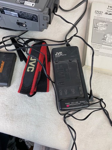 JVC Compact VHS Videomovie GR-AX25U Camcorder World Cup 1994 Lot Tested Working - Picture 9 of 12
