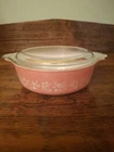 Vintage Pyrex Pink Gooseberry 471  - 1 Pint Small Casserole Dish With Lid