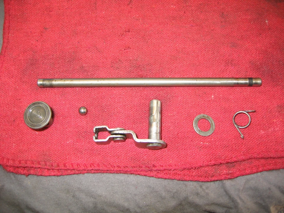 87 88 89 90 91-97 1991 HONDA CR125 OEM CLUTCH LIFTER PIECE & ROD & RELEASE LEVER Foto 3 de 4