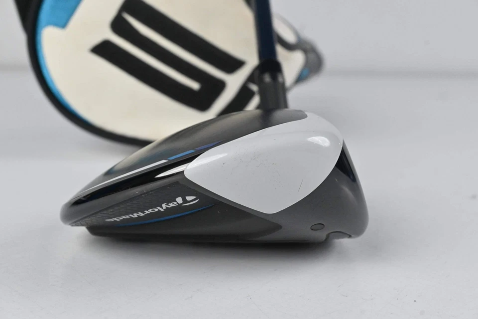 Taylormade SIM2 Max #3 Wood / 16.5 Degree / Regular Flex Fujikura Ventus Blue 5 - Image 3 of 4