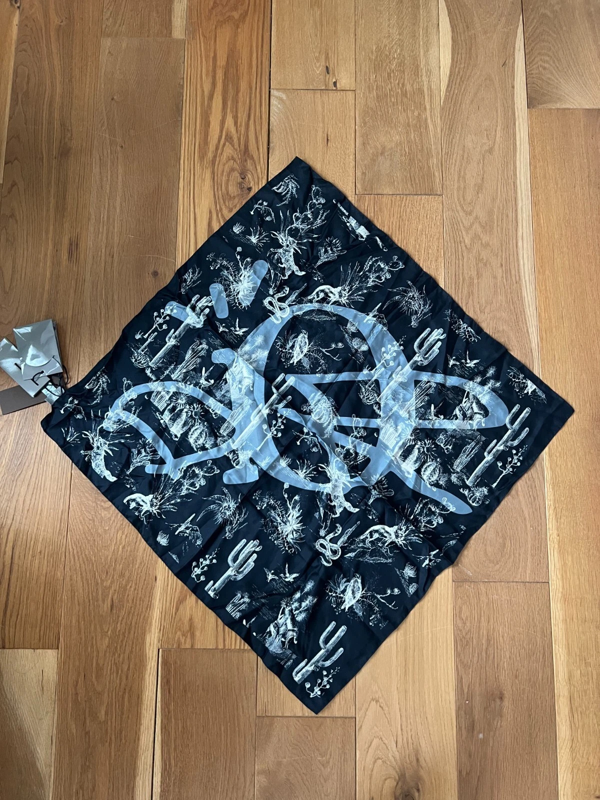 **TRÈS RARE/NON PUBLIÉ** Dior x Travis Scott SS21 Collection F&F Silk Bandana 