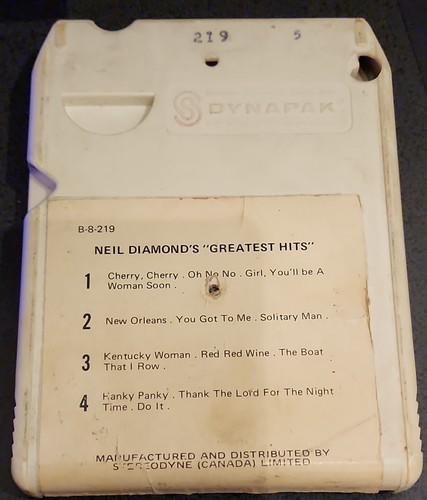 Neil Diamond His 12 Greatest Hits 8 Track Cassette Tape, Canadian seller, PHOTOS - Picture 2 of 3