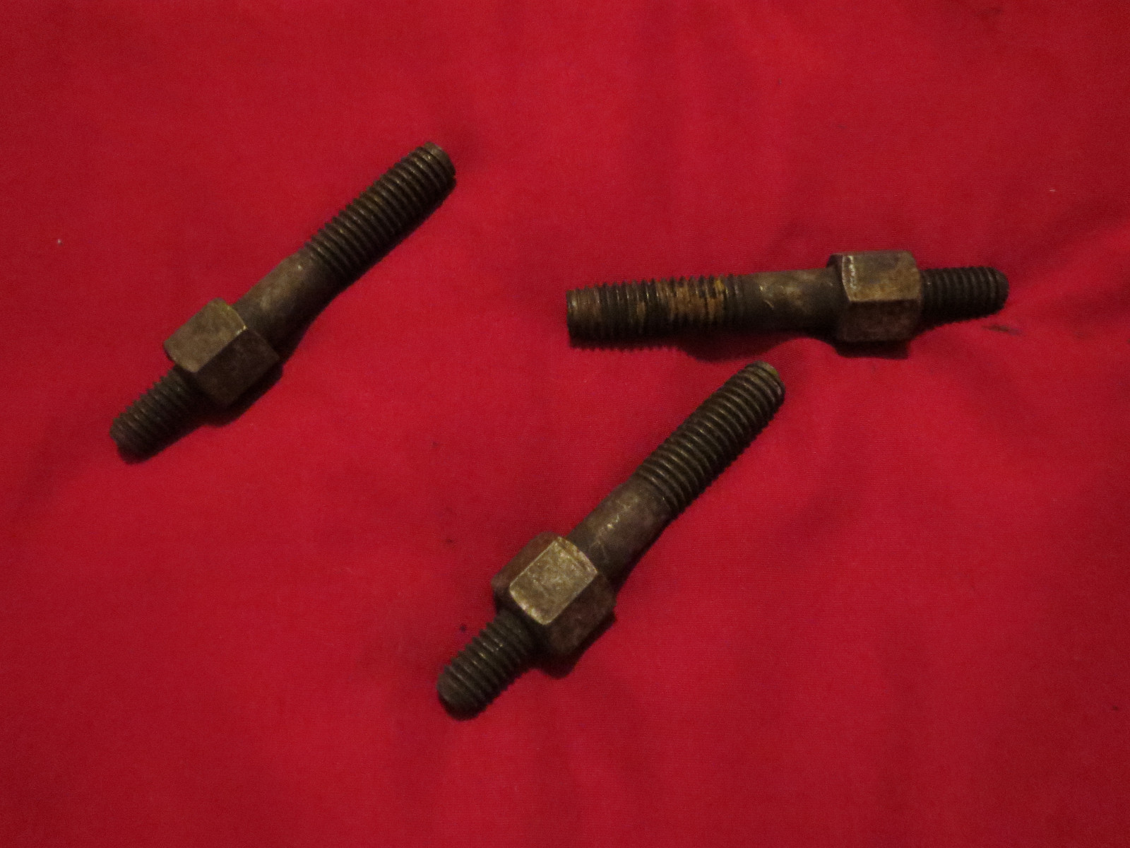 NOS 1983 1991 FORD F250 F350 6.9L 7.3L EXHAUST MANIFOLD STUDS 3x E4TZ