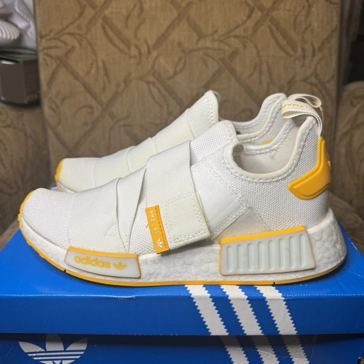 adidas gazelle silver green womens Tenis Adidas NMD_R1 Mujer IF7467 Casual Blanco/Verde