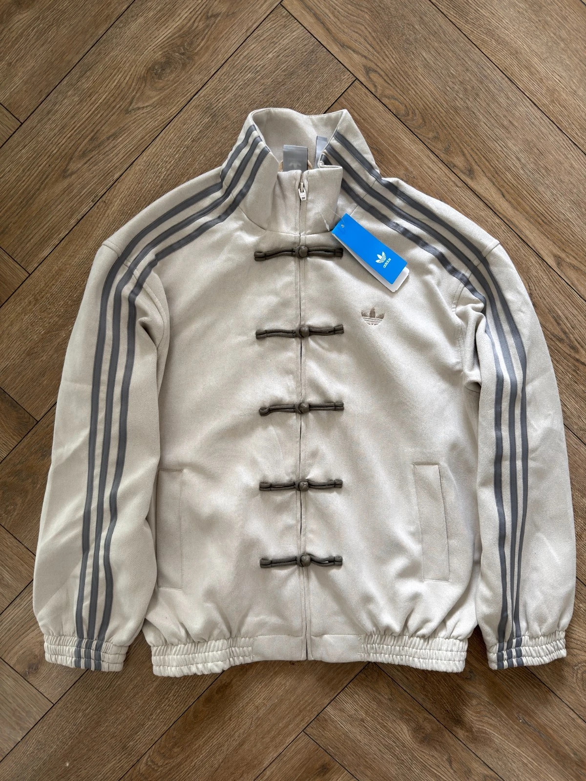 ADIDAS CHINESE NEW YEAR JACKET MEDIUM
Opens in a new window or tab