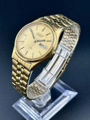 Working Vintage Rare 1988 Seiko SQ Mens 5Y23-8040 Gold Dial Day