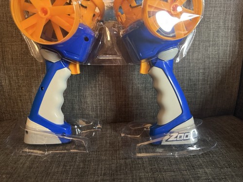 Zoom-O 2 Pack Set Disc Launcher Set with Catch Net Tested Working 3 flying discs - Picture 4 of 6