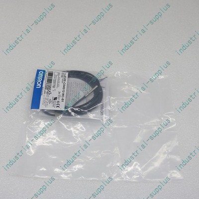 NEW   Photoelectric Switch E2E-C04S12-WC-B1   #pq