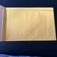 10 7 x 10 Inches (177.8 mm x 254 mm) Padded Envelopes