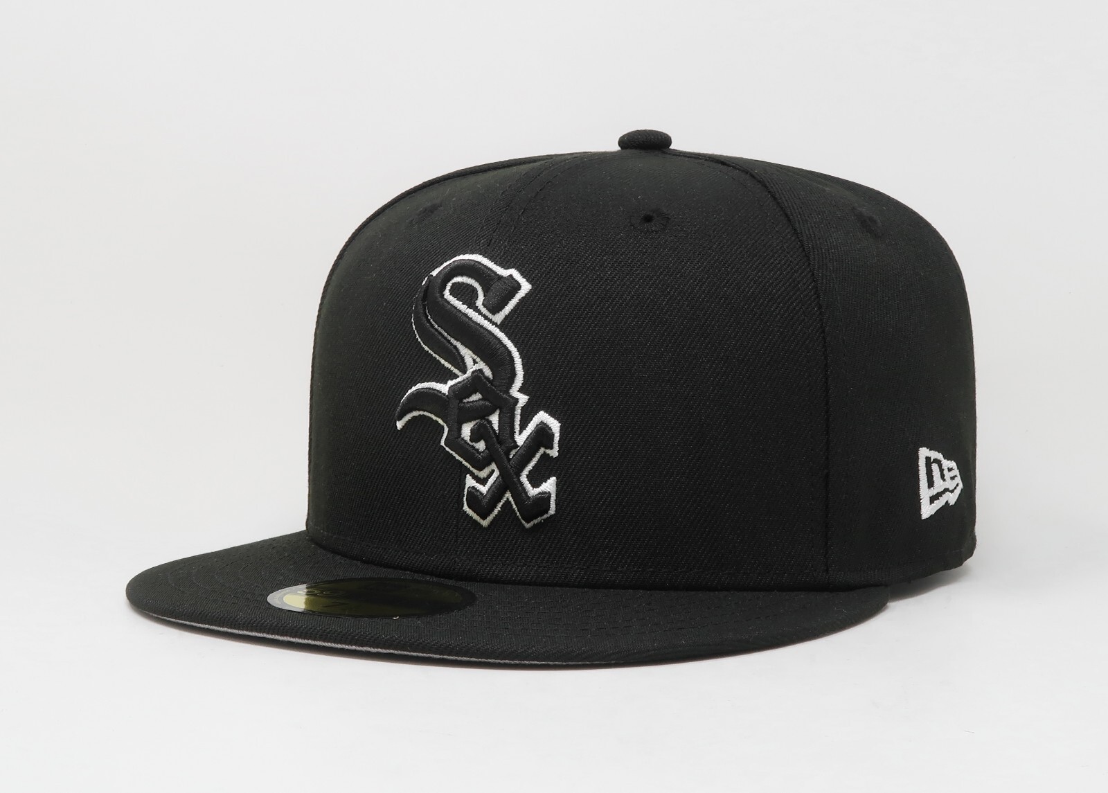 New Era 59Fifty Men Women Cap MLB Chicago White Sox Black Outline Fitted Hat