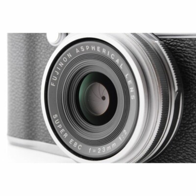 Fujifilm FinePix X Series X100 12.3MP Silver Digital Camera Japan