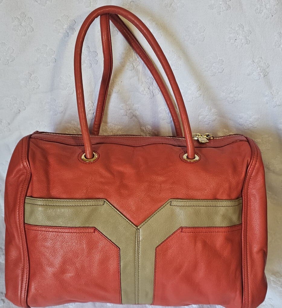 Borsa da ciotola Yves Saint Laurent Lucky Chyc 20240413_23