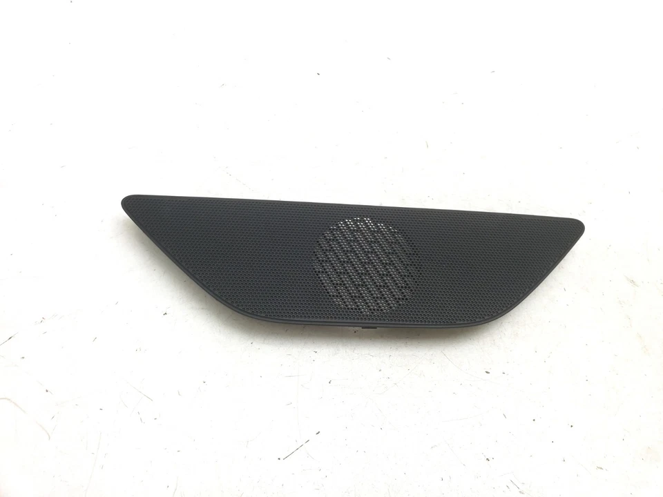 SEAT LEON MK3 DASHBOARD SPEAKER COVER TRIM 5F2857227 2013 - Image 2 of 4