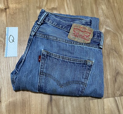 Vintage Levi 501 Jeans Button Fly 32x32 VTG Denim 90s Y2K  501 Levi s Decade Old