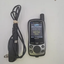 Sky Caddie SG5 GPS Golf Range Finder Silver w/ Charging Cable Tested Works