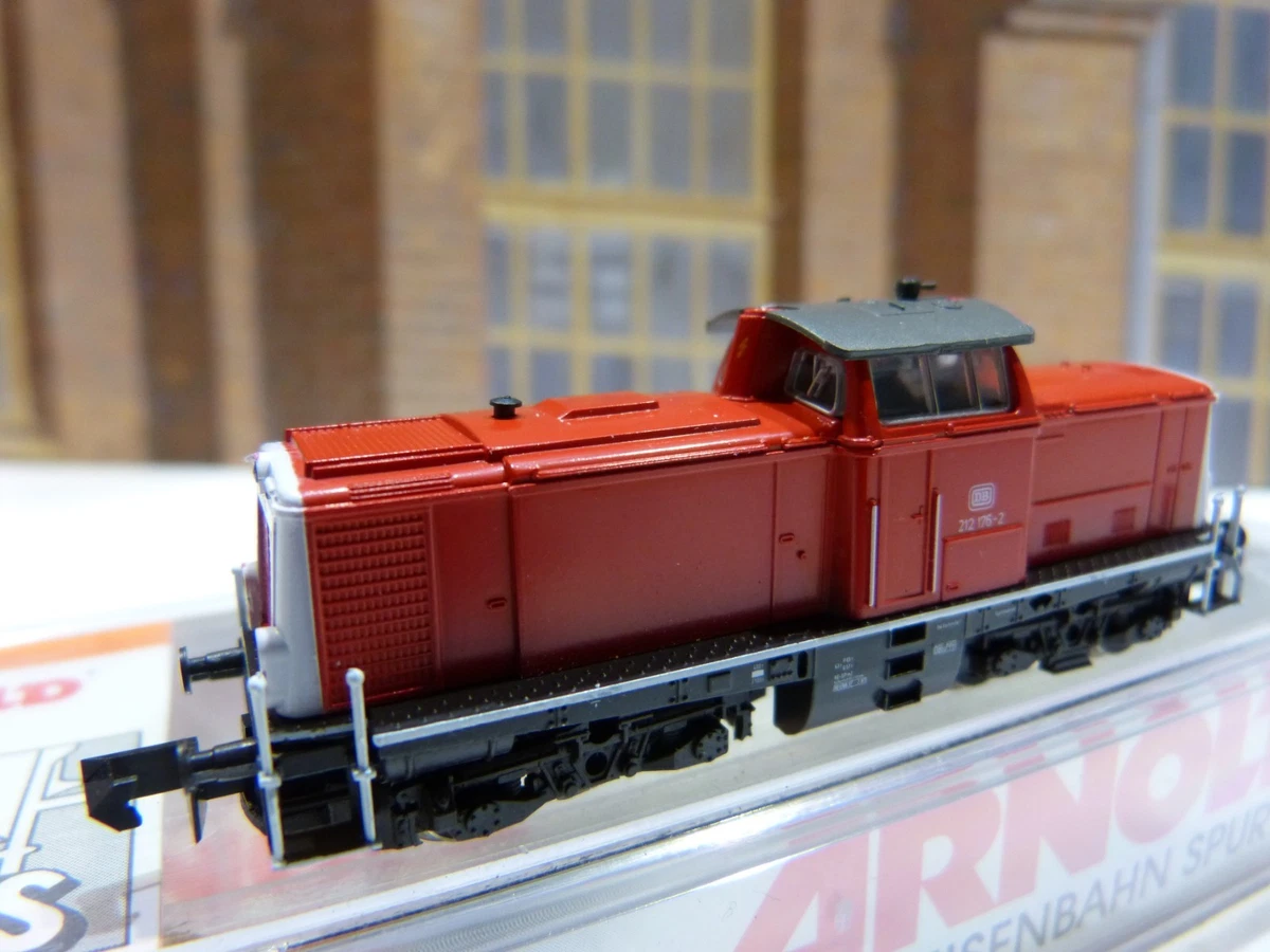 Arnold 2013 Diesellok BR 212.176-2 DB    Spur N      86/4