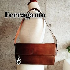 Excellent Condition Salvatore Ferragamo Gancini Brown Leather Pouch Italy Made