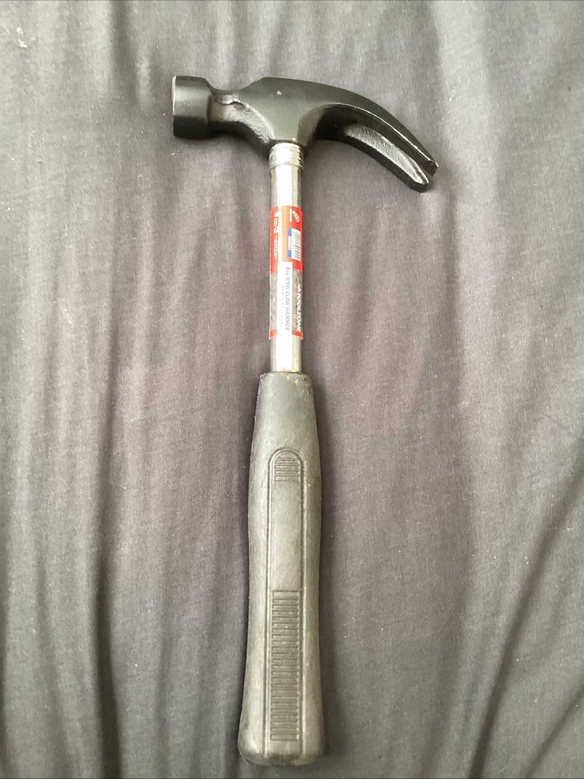 Toolzone 8 Oz Steel Claw Hammer With Tubular Handle