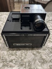 Vtg Bell  Howell 991 Slide Projector, Bulb And Fan Work, Carousel Broken