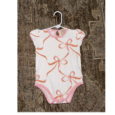 The Beaufort Bonnet Company White/Pink Pima Knit Bow bubble 18-24M