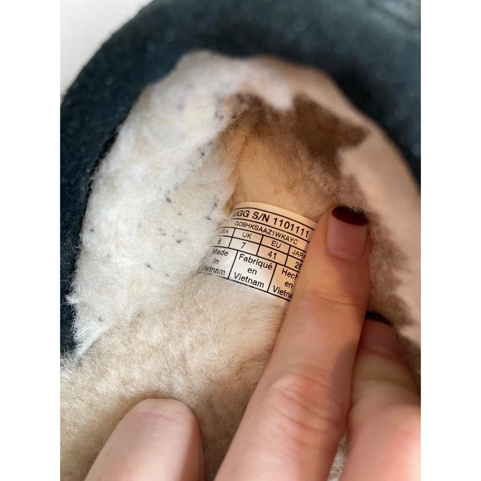 Zapatilla UGG Scuffette II para mujer negra gamuza piel de oveja forrada sin cordones EE. UU. 8 UE 39 Foto 4 de 4