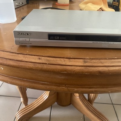 Sony DVP-NS575P CD/DVD +- RW Player With Progressive Scan - No Remote