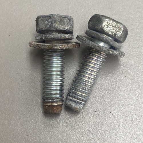 Blow Off Valve Bolts For 2013 Nissan Juke 1.6L - Picture 2 of 2