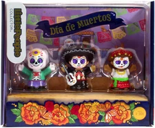 Fisher Price Little People Collector Día de Muertos Special Edition Set HMC00