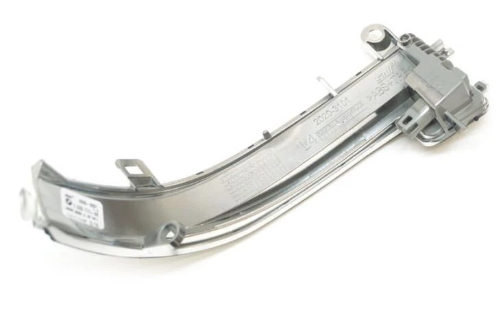 Espelho lateral genuíno BMW F22 F30 F32 F34 F36 para motoristas sinal de seta 63137280771 NOVO - Imagem 2 de 2