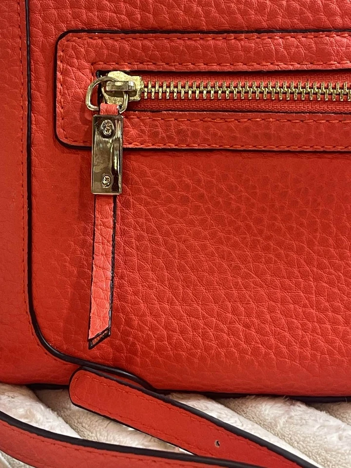 Cartera Bandolera Merona Naranja Guijarro Correa Cadena Dorada Foto 3 de 4