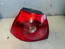VW Golf V 1,6 75kW 2007 Rücklicht Links Aussen 1K6945095N