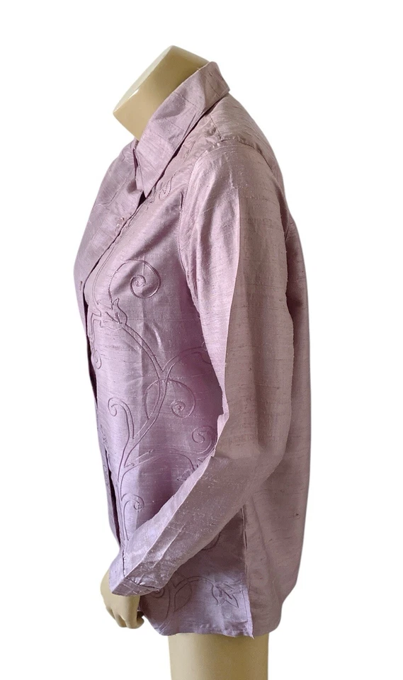 Camisa EASY SPIRIT Mujer Talla Pequeña Púrpura Seda Bordada Cuello Abotonado Foto 2 de 4