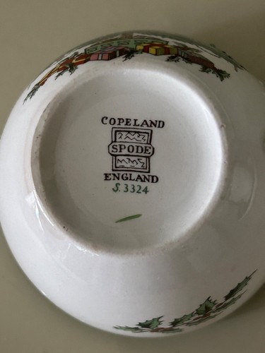 Vintage SPODE England Christmas Tree & Holly Coffee/Tea Cup & Saucer S3324 LOT 2 - Picture 3 of 8