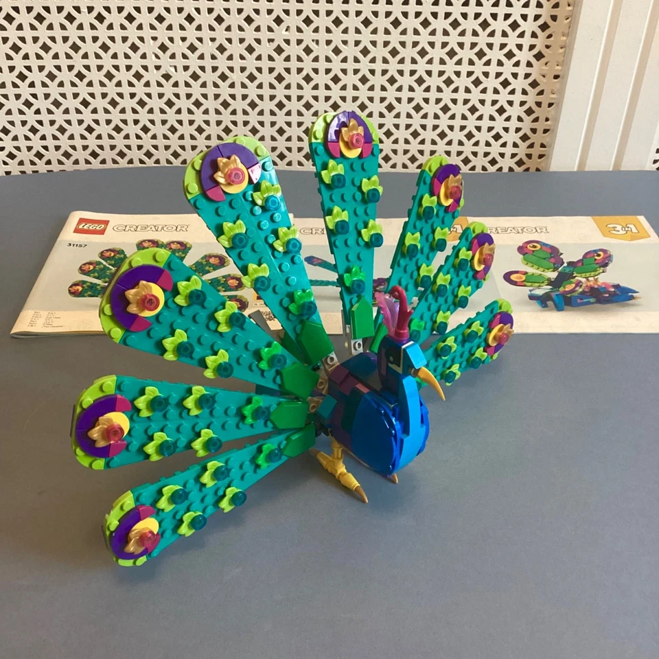 LEGO Creator 31157 Exotic Peacock, photo 1 of 5