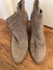 Crown Vintage Womens Suede ankle leather Taupe boots shoes size 8M Excellent