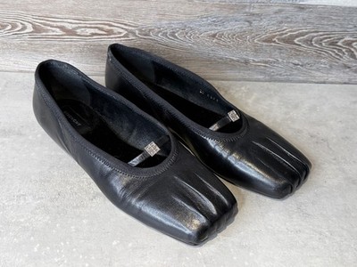GIVENCHY 4G BALLERINA FLATS CALFSKIN LEATHER PLEATED BLACK WOMEN'S SIZE 6US/36EU
