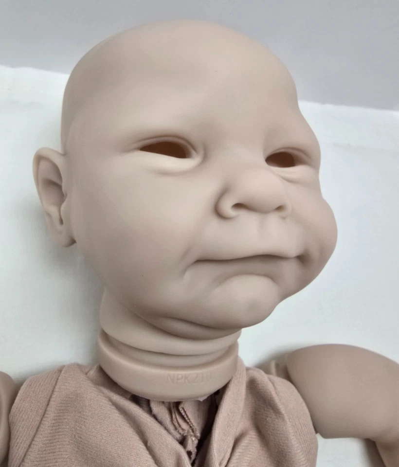 Cassie Brace Reborn Doll Kit Sold Out Ava /1800 - Image 3 of 4