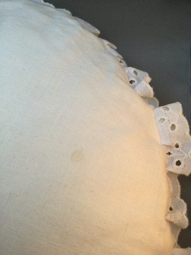 Vintage Granny Core Cottage Core Lace Trimmed Quilt Throw Pillow - Picture 7 of 7