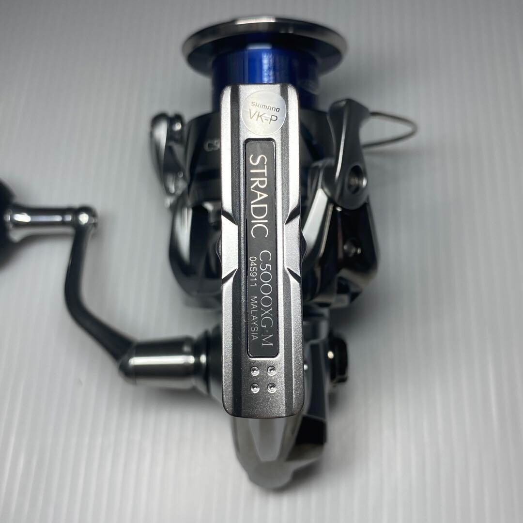 Shimano 23 STRADIC C5000XG Spinning Reel Saltwater Fishing