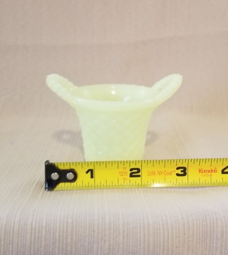 Boyd Glass Lemon Ice Basket - Picture 9 of 9