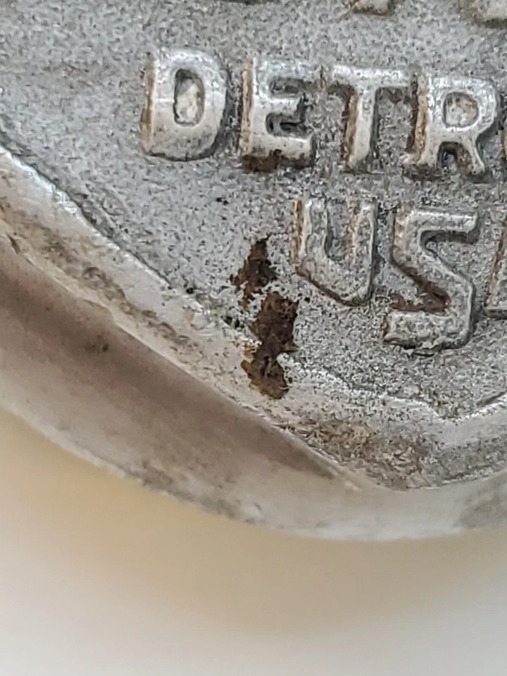 Tapa de grasa central de cubo cubierta antipolvo roscada de la era de latón Essex de la década de 1920 (896) C Foto 2 de 4