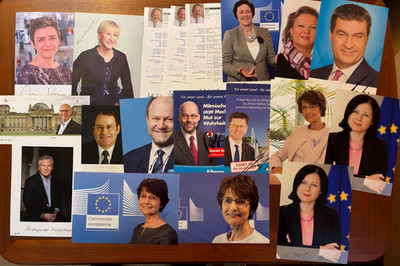 AUTOGRAMMSAMMLUNG POLITIK NATIONAL & INTERNATIONAL-Ansehen! Konvolut-Paket (2)