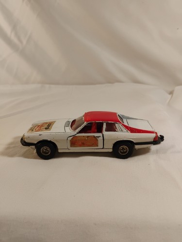 🔥Corgi Diecast Jaguar XJS Carlsberg Power Boat Team 1/43 Model Beer Ad Vintage - Picture 4 of 6