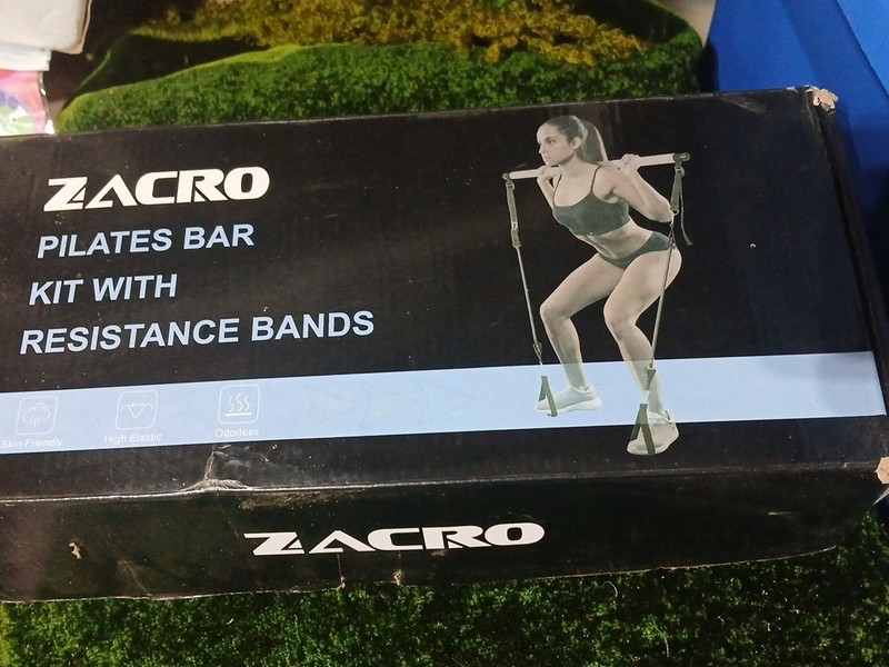 Zacros Pilates Bar Kit with resistance bands for home workouts - New in Box.