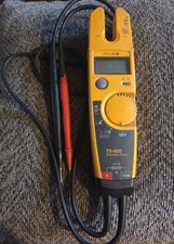 Fluke T5600USA 600V Voltage Current Tester