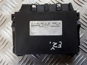 MERCEDES-BENZ E W210 Getriebesteuergerät 5WK33911 EGS51Q01 A0215451132 25452710